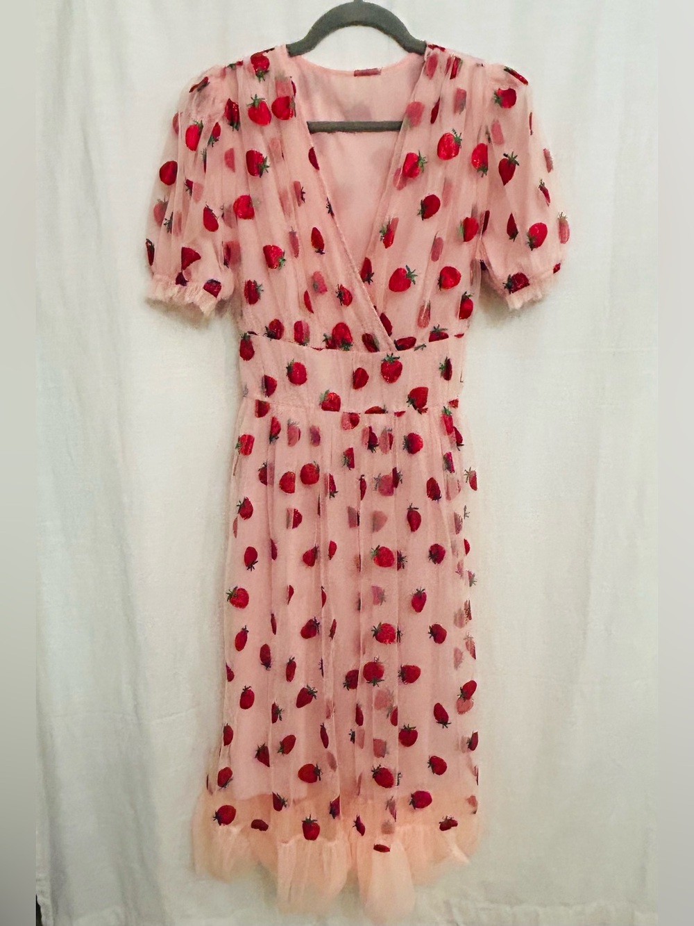 Retro Stage NWT Pink‎ Glitter Sparkle Strawberry Print Midi Dress